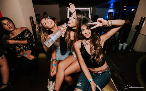 Hookah Bar «PLEASURE NIGHTCLUB & HOOKAH LOUNGE», reviews and photos, 5665 N Blackstone Ave #110, Fresno, CA 93710, USA