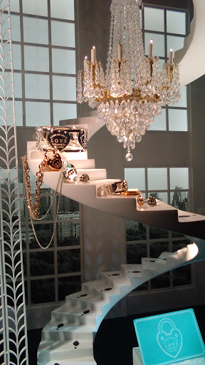 Jewelry Store «Tiffany & Co.», reviews and photos, 730 N Michigan Ave, Chicago, IL 60611, USA