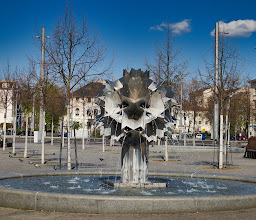 Pusteblumen-Brunnen photo