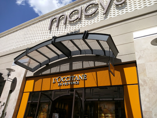 Shopping Mall «Biltmore Fashion Park», reviews and photos, 2502 E Camelback Rd, Phoenix, AZ 85016, USA