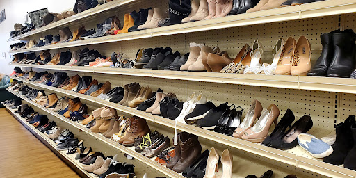 Thrift Store «Goodwill Store Whitehall», reviews and photos, 52 Robinwood Ave, Columbus, OH 43213, USA