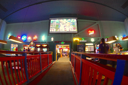 Pizza Restaurant «HotShots Billiards & Family Entertainment», reviews and photos, 250 Pomeroy Ave, Pismo Beach, CA 93449, USA