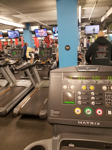 Gym «Blink Fitness Yonkers», reviews and photos, 8000 Mall Walk, Yonkers, NY 10704, USA