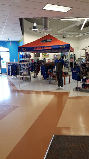 Bealls Store, 13687 US-441, Lady Lake, FL 32159, USA, 