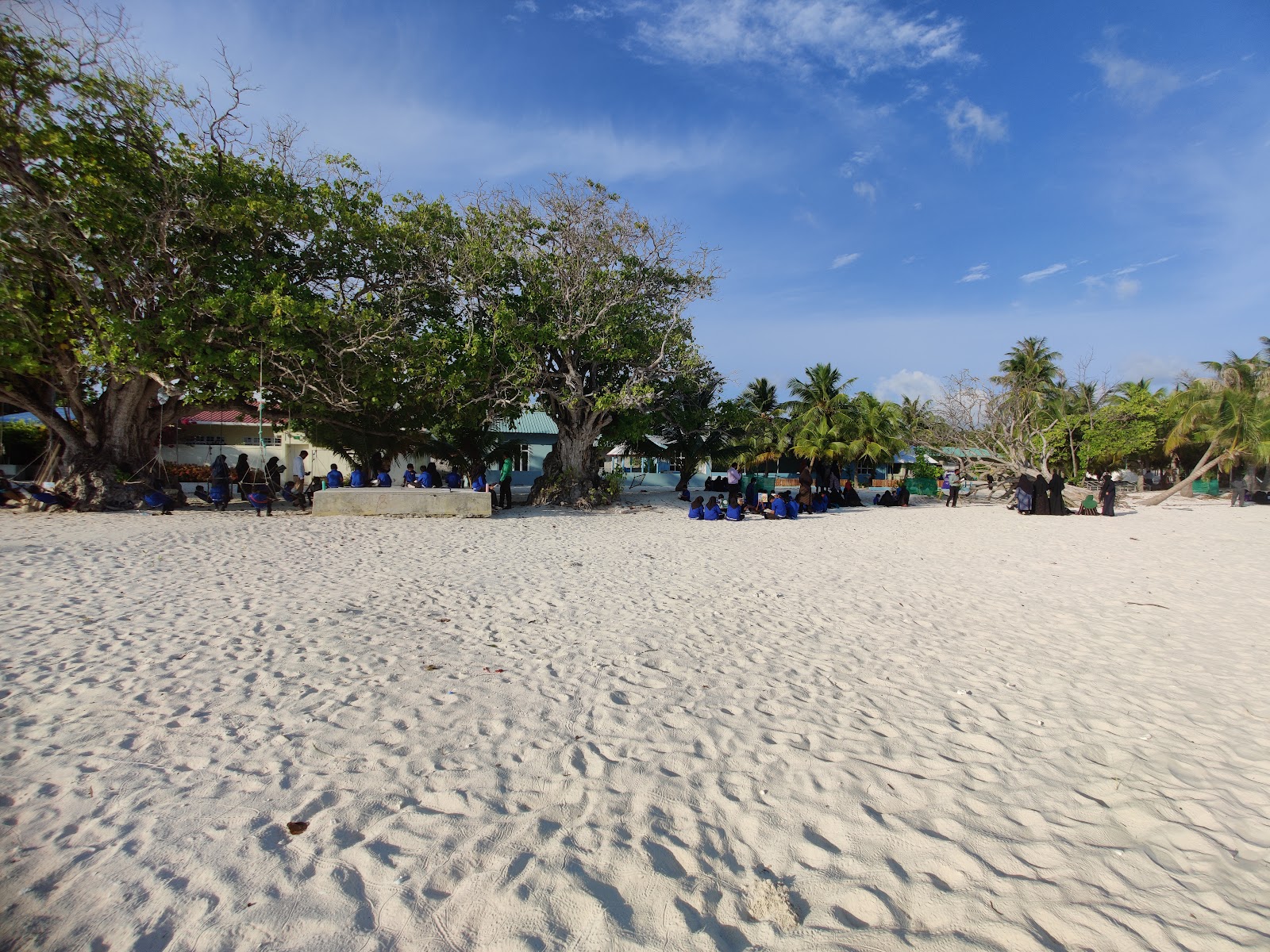Foto van Fainu Island Beach met ruim strand