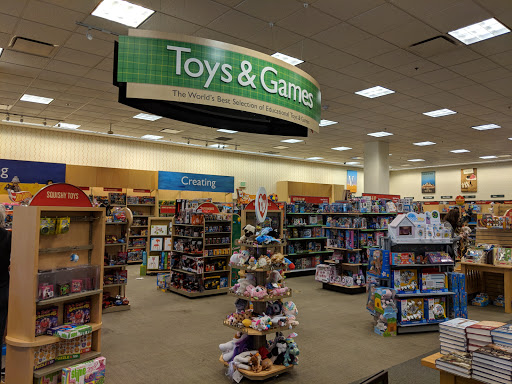 Book Store «Barnes & Noble», reviews and photos, 6050 El Cerrito Plaza, El Cerrito, CA 94530, USA