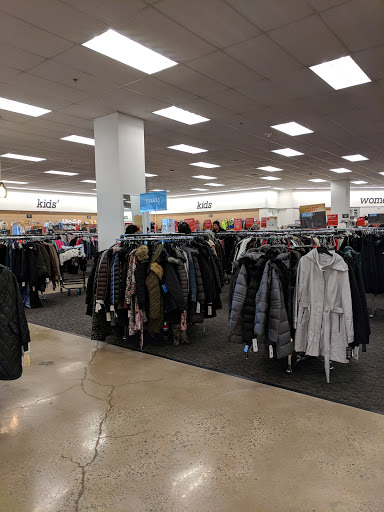 Department Store «Nordstrom Rack Willow Grove Park», reviews and photos, 2500 W Moreland Rd, Willow Grove, PA 19090, USA