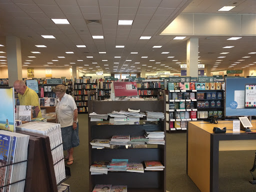 Book Store «Barnes & Noble», reviews and photos, 5101 Main St, Williamsburg, VA 23188, USA