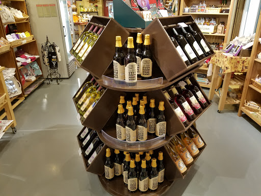 Winery «Fly Creek Cider Mill & Orchard», reviews and photos, 288 Goose St, Fly Creek, NY 13337, USA