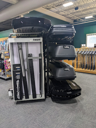 Ski Shop «Golf & Ski Warehouse Inc», reviews and photos, 2 Friel Golf Rd, Hudson, NH 03051, USA