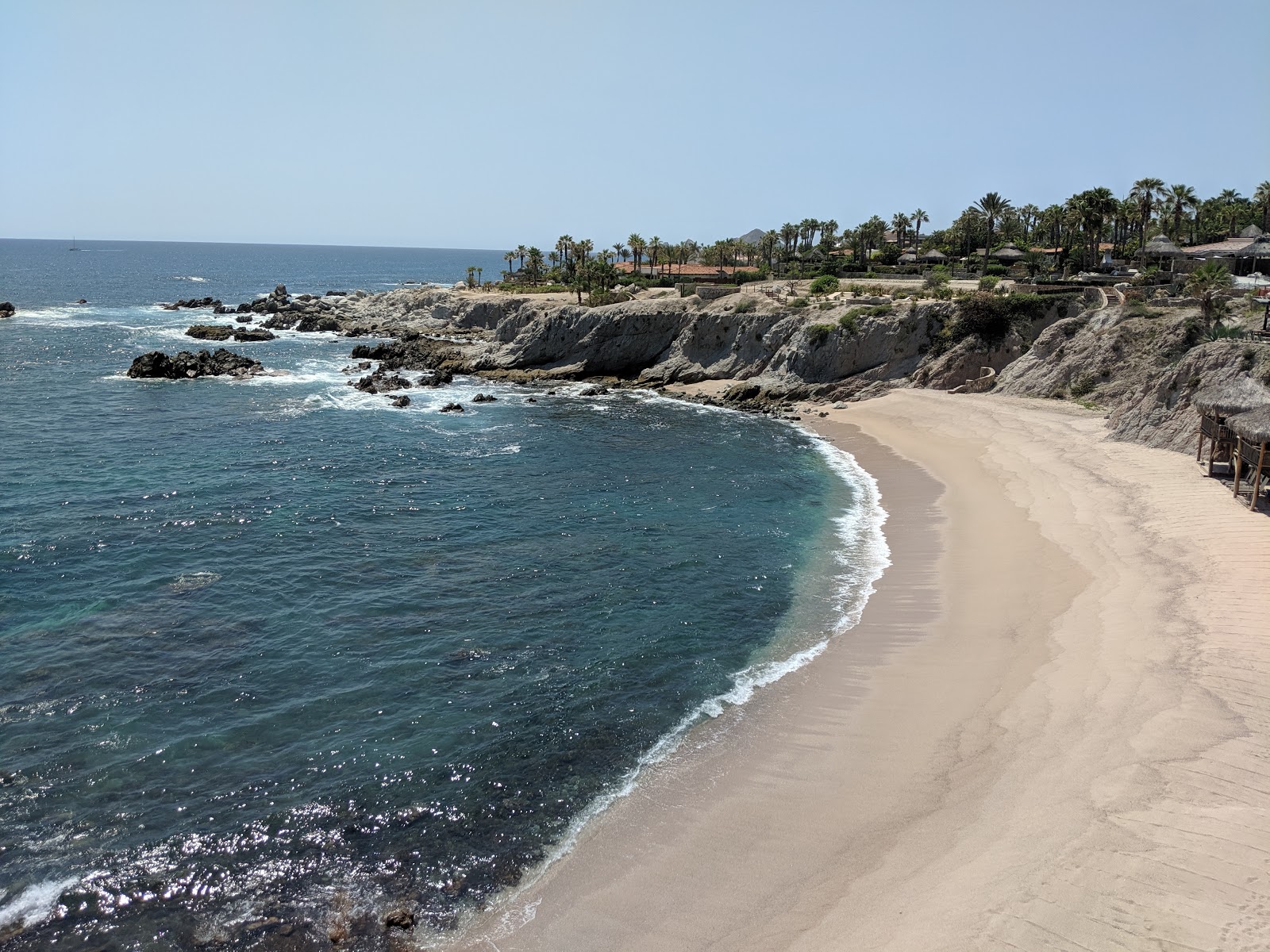 Fotografie cu Playa Cabo Bello III cu nivelul de curățenie înalt