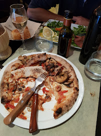 Pizza du Restaurant italien Il Capriccio à Enghien-les-Bains - n°17