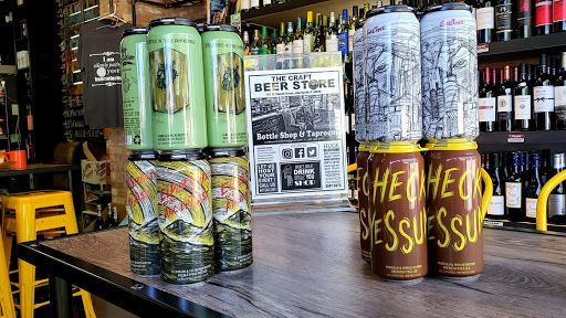 Liquor Store «The Craft Beer Store Libertyville», reviews and photos, 107 W Church St, Libertyville, IL 60048, USA