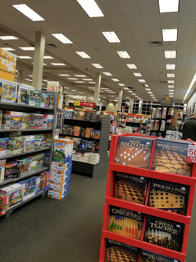 Book Store «Books-A-Million», reviews and photos, 2105 Levis Commons Blvd, Perrysburg, OH 43551, USA