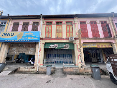 Cafe Hock Guan (Coffee & Hand-made Paus) 24, Jalan Pasar, Labis, 85300 Labis, Johor, Malaysia