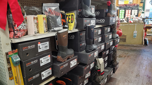 Pet Supply Store «Higbie Farm Supplies Inc», reviews and photos, 3440 Union St, North Chili, NY 14514, USA