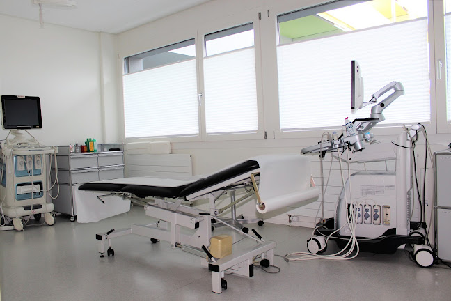 Rezensionen über MediZentrum Lyss AG in Thun - Arzt
