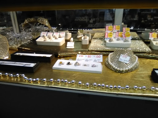 Check Cashing Service «Cash America Pawn», reviews and photos, 1754 W Division St, Arlington, TX 76012, USA