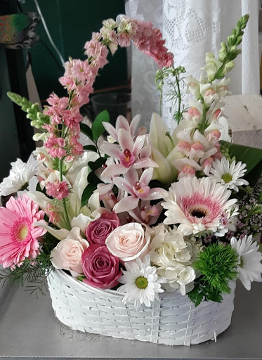 Florist «Orting Floral And Greenhouse», reviews and photos, 117 Eldredge Ave NW, Orting, WA 98360, USA