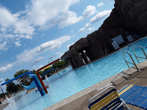 Water Park «Family Aquatic Center of Wheeling, IL», reviews and photos, 327 West Dundee Road, Wheeling, IL 60090, USA