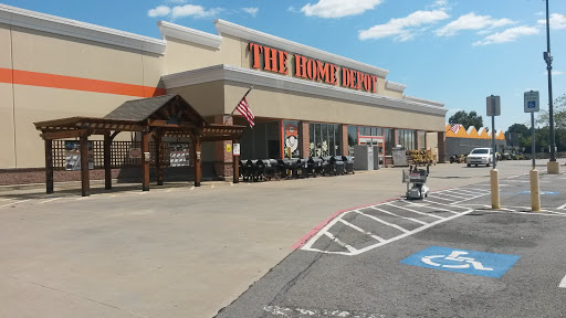 Conway Commons Shopping Center, 310 Conway Blvd, Conway, AR 72034, USA, 