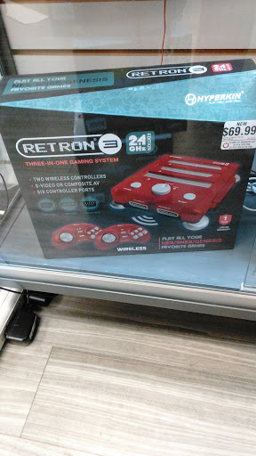 Video Game Store «GameStop», reviews and photos, 3170 Linden Dr, Bristol, VA 24202, USA