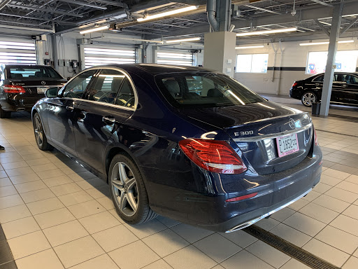 Mercedes Benz Dealer «Mercedes-Benz of Naperville», reviews and photos, 1569 Ogden Ave, Naperville, IL 60540, USA