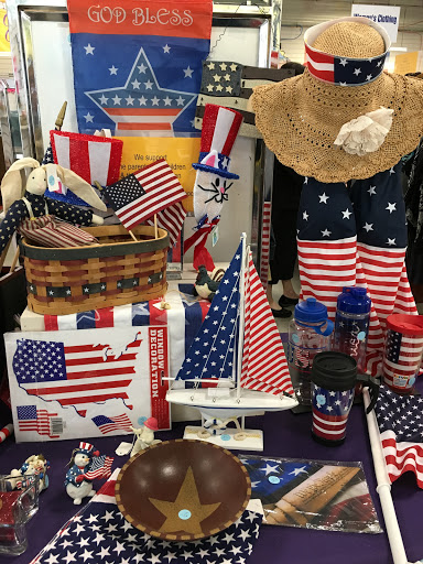 Thrift Store «Second Impressions Upscale Thrift Store», reviews and photos, 3750 S Westnedge Ave, Kalamazoo, MI 49008, USA