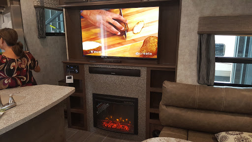 Camping World image