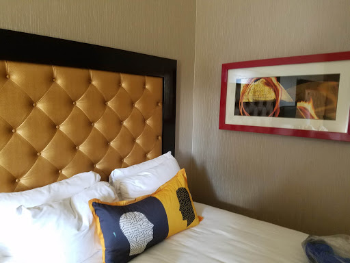 Hotel «Juniper Hotel Cupertino, Curio Collection by Hilton», reviews and photos, 10050 S De Anza Blvd, Cupertino, CA 95014, USA