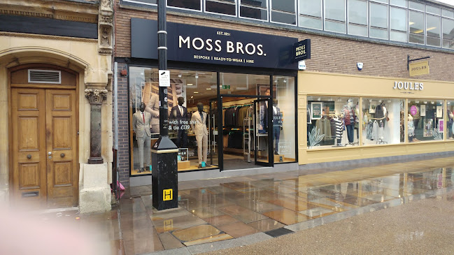 Comments and reviews of Moss Bros.
