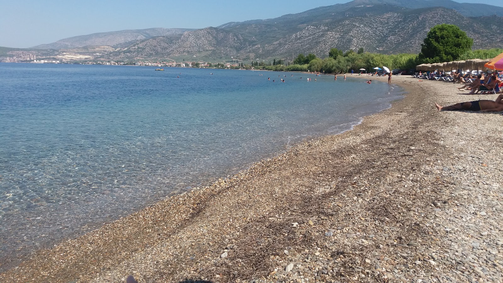 Fotografija Kalamies beach z rjavi fini kamenček površino