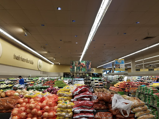 Grocery Store «Safeway», reviews and photos, 11120 South Lakes Dr, Reston, VA 20191, USA