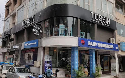 Tossin Pizza Greater Kailash 2 | Best Pizza Restaurant in Delhi image