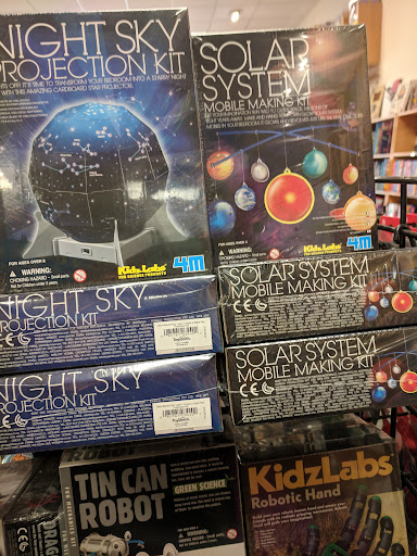 Book Store «Schuler Books & Music», reviews and photos, 1982 W Grand River Ave, Okemos, MI 48864, USA