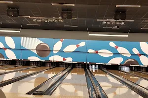 Bomber Alley Bowling Center / Cafe 300 / 10th Frame Pro Shop image