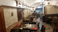 Atmosphère du Restaurant libanais Falafel Byblos traiteur à Grenoble - n°6