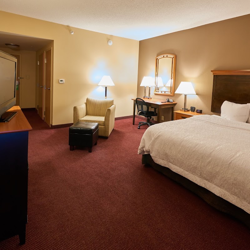 Hampton Inn Massillon