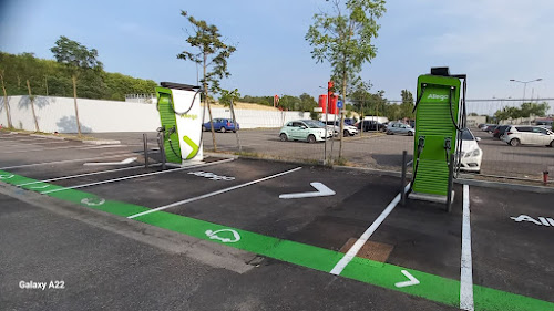 Borne de recharge de véhicules électriques Allego Charging Station Ramonville-Saint-Agne