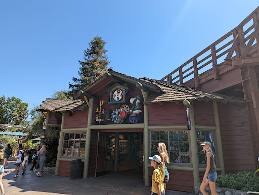 Grizzly Creek Lodge