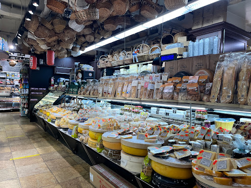 Grocery Store «Westside Market NYC», reviews and photos, 77 7th Ave S, New York, NY 10011, USA