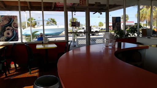 Donut Shop «Donut Circus», reviews and photos, 2040 S Federal Hwy, Fort Pierce, FL 34950, USA