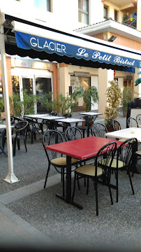 Atmosphère du Restaurant français Le Petit Resto à Colomiers - n°2