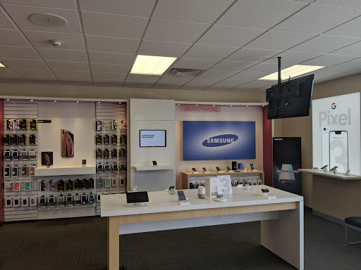 Cell Phone Store «Verizon Authorized Retailer - Wireless Zone», reviews and photos, 71 Calef Hwy, Lee, NH 03861, USA