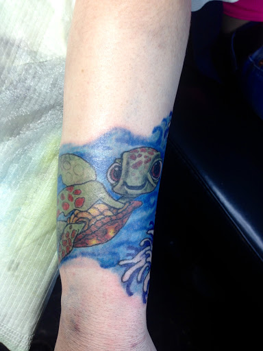 Tattoo Shop «Images for the Blind Tattoo Gallery», reviews and photos, 511 Champion Dr, Canton, NC 28716, USA