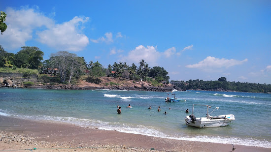 Beach of Devinuwara