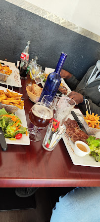 Plats et boissons du Restaurant français Les Halles de Saint Vulbas - n°6