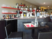 Atmosphère du Restaurant Le Bistrot du Commerce à Miramont-de-Guyenne - n°5