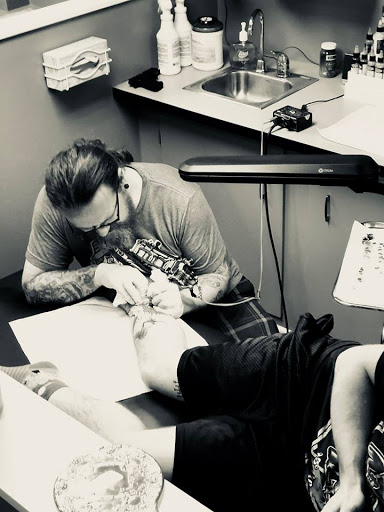 Tattoo Shop «Tattoo Makers», reviews and photos, 3905 Harrison Ave, Cincinnati, OH 45211, USA