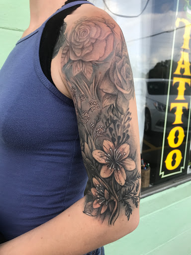 Explore hand tattoo ideas for woman, creative tattoo ideas in Saint Petersburg, available at Buku Tattoo Studio